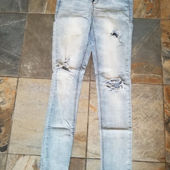 Stone Washed Distressed Women's Skinny Jeans - Picture 2 of 3